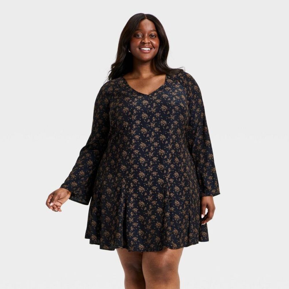 Women's Bell Long Sleeve Godet Mini A-Line Dress - Navy Blue Floral 1X
